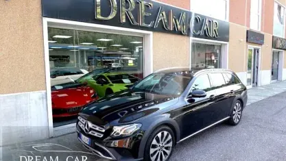 Usata Mercedes E350 258 CV (189 kW) 2018 Nero metallizzato Station wagon
