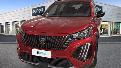 Rosso Usata 2023 Peugeot 2008 Allure SUV | 18.900 € (Buon prezzo)
