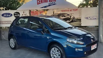 Bianco Usata 2013 Fiat Grande Punto Emotion Due volumi | 4499 € (Buon prezzo)
