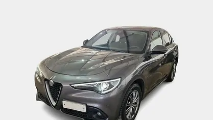 Begagnad Alfa Romeo Stelvio Business 190 HK (139 kW) 2021 Grå SUV