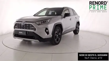 Usata Toyota RAV4 Hybrid Style 218 CV (160 kW) 2019 Grigio SUV