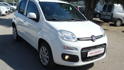 Usata Fiat Panda Lounge 86 CV (63 kW) 2017 Bianco Utilitaria