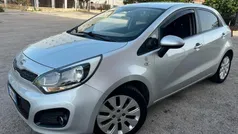 Grigio Usata 2012 Kia Rio EX Tre volumi | 3500 € (Ottimo prezzo)