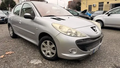 Usata Peugeot 206+ 57 CV (41 kW) 2012 Grigio Utilitaria