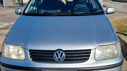 Usata VW Polo Comfortline 75 CV (55 kW) 2004 Grigio Utilitaria