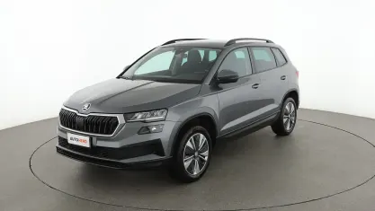Usata Skoda Karoq Executive 110 CV (80 kW) 2023 Grigio SUV