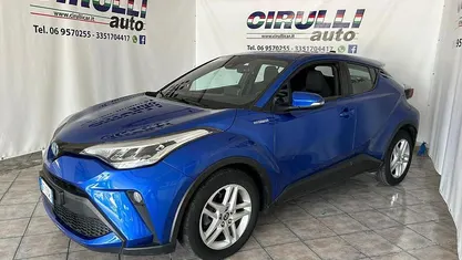 Begagnad Toyota C-HR Lounge 122 HK (89 kW) 2021 Blå SUV
