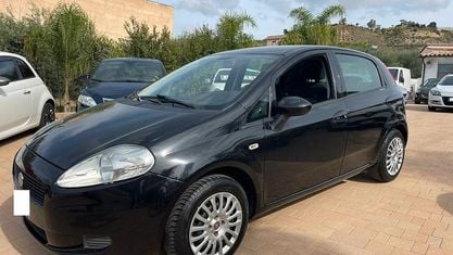 Usata Fiat Grande Punto 69 CV (50 kW) 2010 Nero Utilitaria