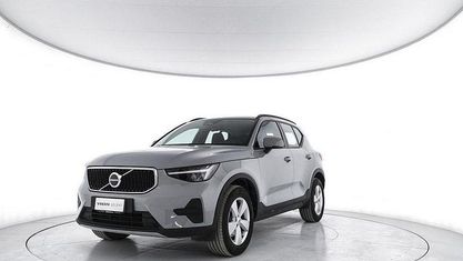 Gebraucht Volvo XC40 163 PS (119 kW) 2025 Grau SUV