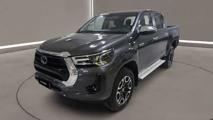 Gebraucht Toyota HiLux 150 PS (110 kW) 2024 Grau Pickup