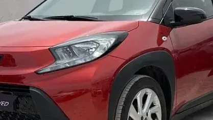 Usata Toyota Aygo X 72 CV (52 kW) 2022 Verde SUV