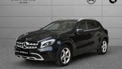 Usata Mercedes GLA200 136 CV (100 kW) 2019 Nero SUV