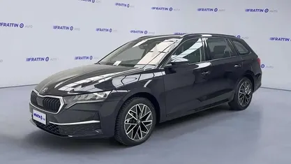Grigio scuro Usata 2025 Skoda Octavia Executive Station wagon | 26.990 € (Buon prezzo)