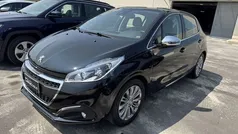 Nero Usata 2019 Peugeot 208 Allure Due volumi | 12.500 € (Buon prezzo)