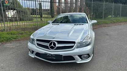 Usata Mercedes SL350 AMG 315 CV (231 kW) 2009 Argento Cabrio