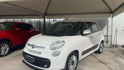 Bianco Usata 2015 Fiat 500L Lounge Monovolume | 7200 € (Buon prezzo)