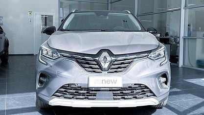 Usata Renault Captur Intens 101 CV (74 kW) 2023 Grigio cassiopea+ nero etoilé SUV
