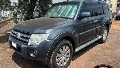 Usata Mitsubishi Pajero Instyle 170 CV (125 kW) 2009 Blu SUV