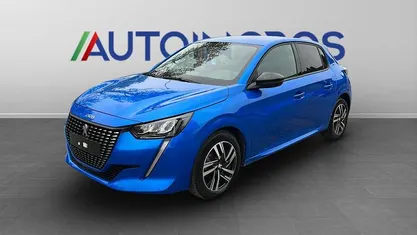 Blu Usata 2023 Peugeot 208 Allure Due volumi | 13.990 € (Buon prezzo)