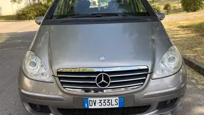 Usata Mercedes A150 95 CV (69 kW) 2009 Grigio Berlina