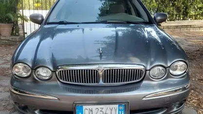 Usata Jaguar X-type 130 CV (95 kW) 2004 Grigio Station wagon