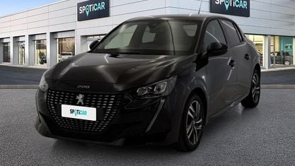 Usado Peugeot 208 Allure 101 CV (74 kW) 2023 Negro Utilitario