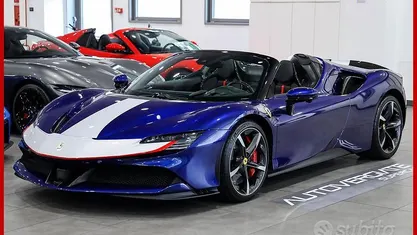 Usata Ferrari SF90 1000 CV (735 kW) 2021 Cabrio