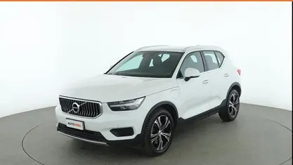Usata Volvo XC40 Plus 180 CV (132 kW) 2022 Bianco SUV