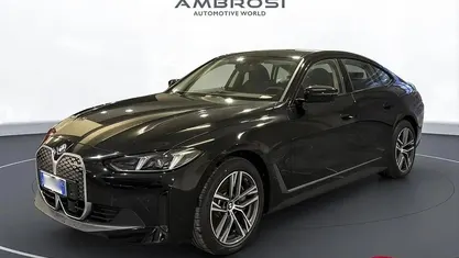 Black pastello Nuova 2025 BMW i4 M Sport Tre volumi | 43.500 € (Buon prezzo)