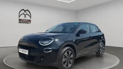 Usata Fiat 600 Pop 136 CV (100 kW) 2025 Nero / black SUV