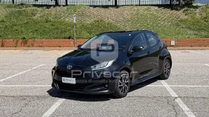Usata Toyota Yaris Trend 92 CV (67 kW) 2022 Nero Utilitaria