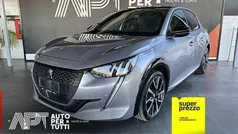 Argento Usata 2023 Peugeot 208 GT Due volumi | 17.950 € (Buon prezzo)