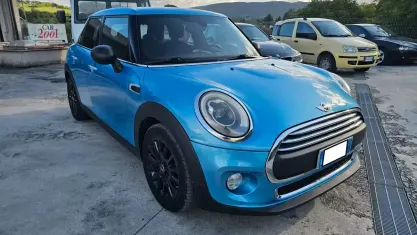 Usata Mini One D Business 95 CV (69 kW) 2017 Blu Utilitaria