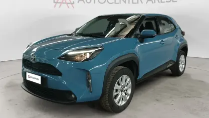 Usata Toyota Yaris Hybrid Business Edition 92 CV (67 kW) 2022 Bluazzurro bluazzurro SUV
