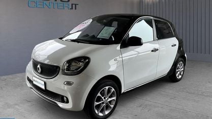 Usata Smart ForFour Passion 71 CV (52 kW) 2018 Bianco Utilitaria