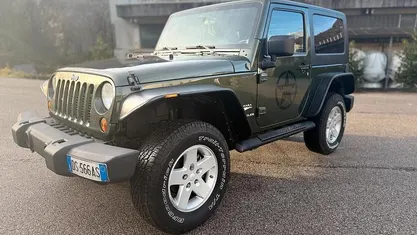 Usata Jeep Wrangler Sahara 176 CV (129 kW) 2008 Verde SUV