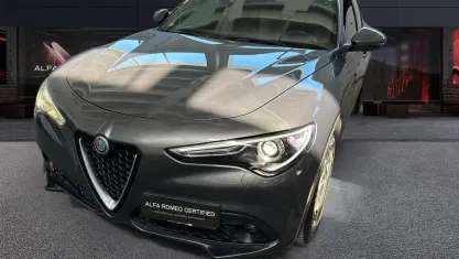 Usata Alfa Romeo Stelvio Business 160 CV (117 kW) 2022 Nero SUV