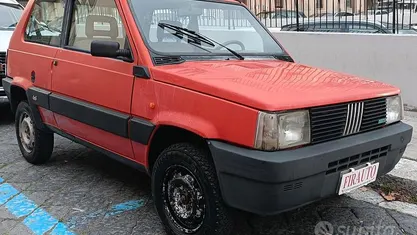 Usata Fiat Panda 4x4 50 CV (36 kW) 1987 Utilitaria