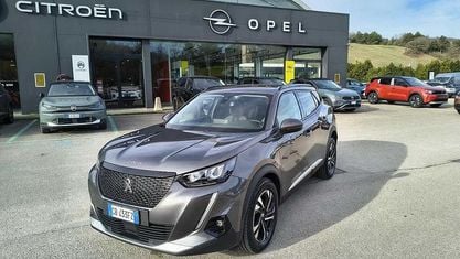 Usata Peugeot 2008 Allure 131 CV (96 kW) 2020 Grigio SUV