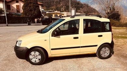 Usata Fiat Panda 54 CV (39 kW) 2006 Giallo Utilitaria