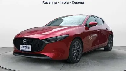 Rosso Usata 2024 Mazda 3 Exclusive-Line Tre volumi | 26.900 € (Buon prezzo)