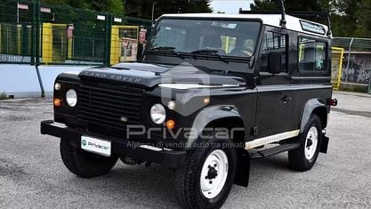 Usata Land Rover Defender S 122 CV (89 kW) 2008 Verde Station wagon