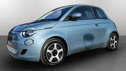 Usata Fiat 500e Passion 42 kW (58 CV) 2021 Blu Utilitaria