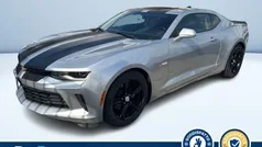 Grigio metallizzato Usata 2017 Chevrolet Camaro Coupé | 29.500 € (Ottimo prezzo)
