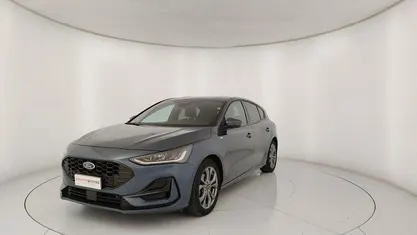 Blu Usata 2023 Ford Focus ST-Line Due volumi | 17.950 € (Buon prezzo)
