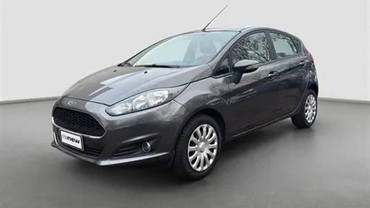 Grigio scuro Usata 2017 Ford Fiesta Berlina | 7900 € (Buon prezzo)