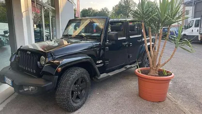 Usata Jeep Wrangler Unlimited Sahara 177 CV (130 kW) 2008 SUV