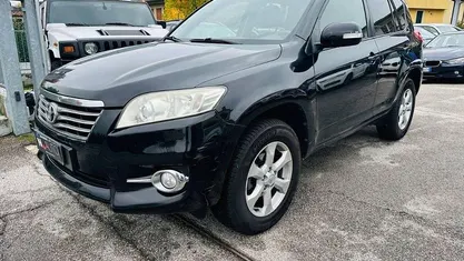 Nero Usata 2011 Toyota RAV4 SUV | 6500 € (Buon prezzo)