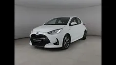 Bianco Usata 2021 Toyota Yaris Hybrid Trend Tre volumi | 15.300 € (Ottimo prezzo)
