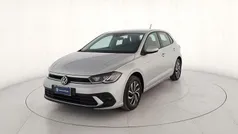 Argento metallizzato Usata 2022 VW Polo Life Tre volumi | 16.000 € (Buon prezzo)